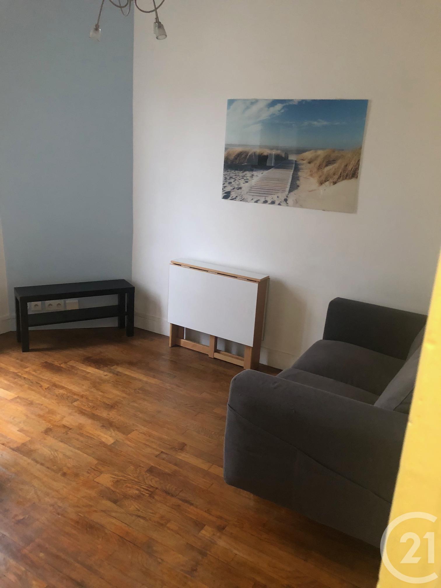 Appartement F3 à louer - 3 pièces - 44 m2 - FONTENAY SOUS BOIS - 94 - ILE-DE-FRANCE