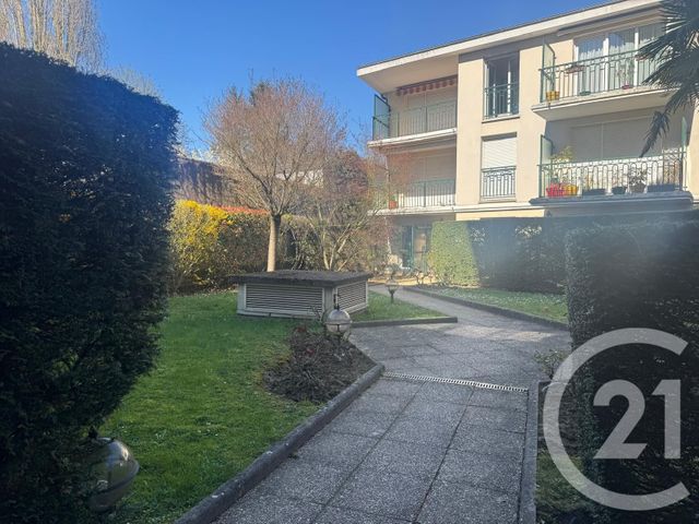 Appartement F2 à vendre - 2 pièces - 49.56 m2 - LE RAINCY - 93 - ILE-DE-FRANCE - Century 21 Dalayrac