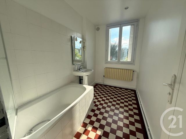 Appartement F4 à vendre - 3 pièces - 63.73 m2 - FONTENAY SOUS BOIS - 94 - ILE-DE-FRANCE - Century 21 Dalayrac