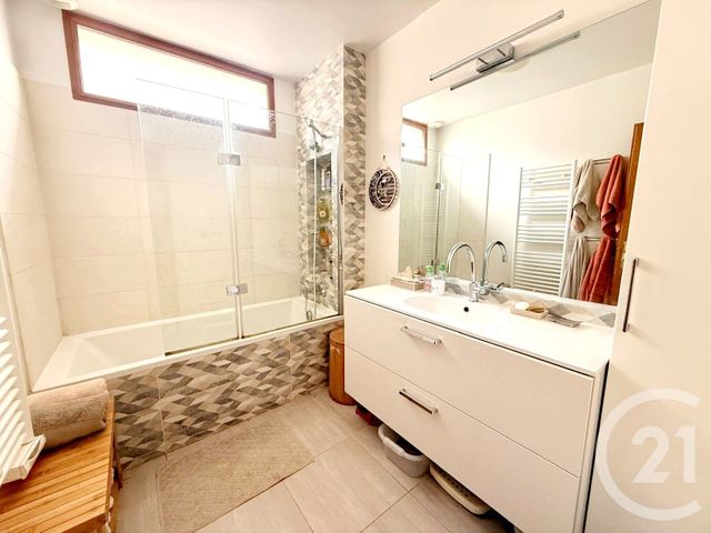 maison à vendre - 5 pièces - 107.32 m2 - FONTENAY SOUS BOIS - 94 - ILE-DE-FRANCE - Century 21 Dalayrac