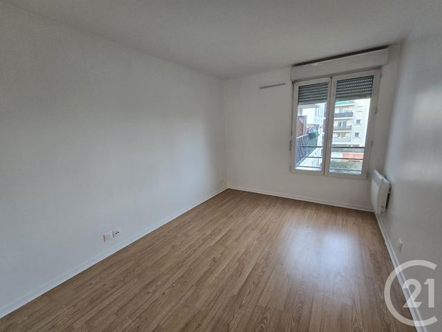 Appartement F3 à louer - 3 pièces - 65.7 m2 - ST DENIS - 93 - ILE-DE-FRANCE - Century 21 Dalayrac
