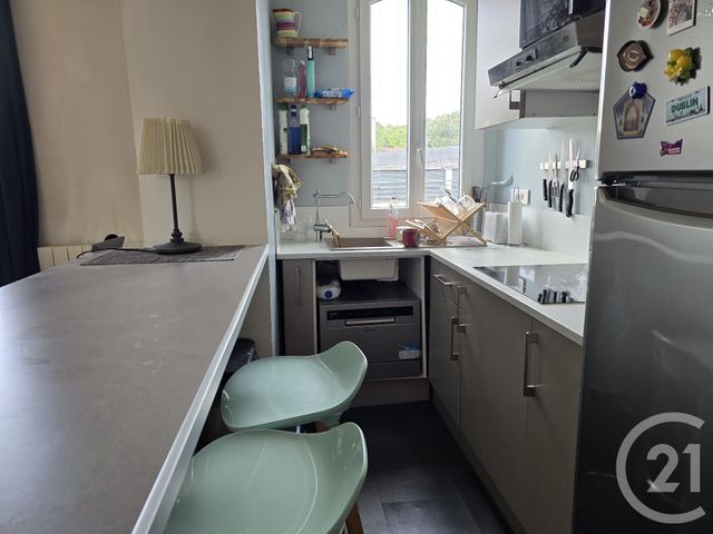 Appartement F2 à vendre - 3 pièces - 44.0 m2 - FONTENAY SOUS BOIS - 94 - ILE-DE-FRANCE - Century 21 Dalayrac