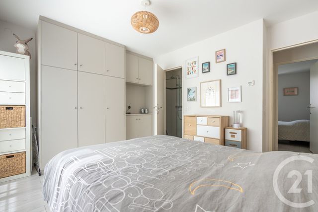 Appartement Triplex à vendre - 5 pièces - 99.3 m2 - FONTENAY SOUS BOIS - 94 - ILE-DE-FRANCE - Century 21 Dalayrac