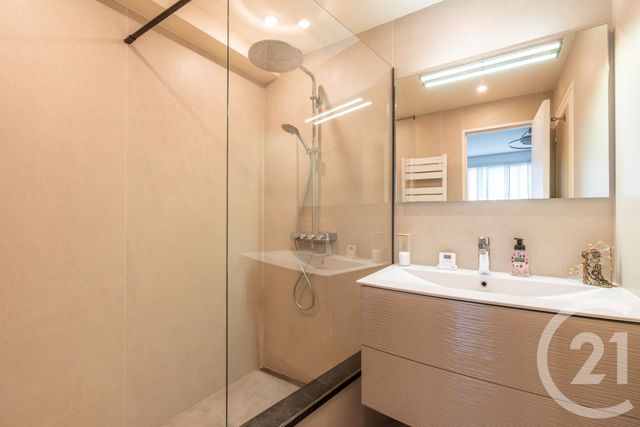 Appartement Triplex à vendre - 5 pièces - 99.3 m2 - FONTENAY SOUS BOIS - 94 - ILE-DE-FRANCE - Century 21 Dalayrac