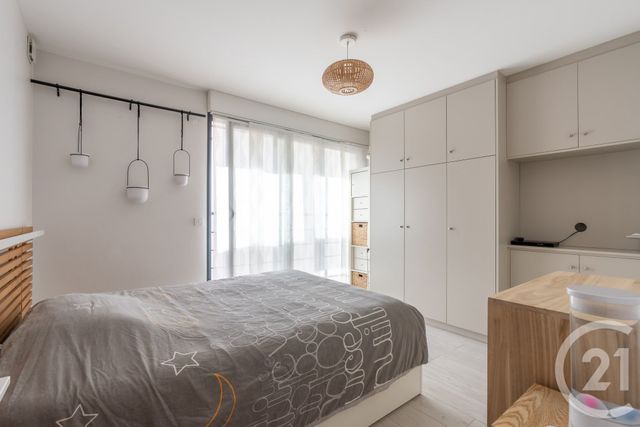 Appartement Triplex à vendre - 5 pièces - 99.3 m2 - FONTENAY SOUS BOIS - 94 - ILE-DE-FRANCE - Century 21 Dalayrac
