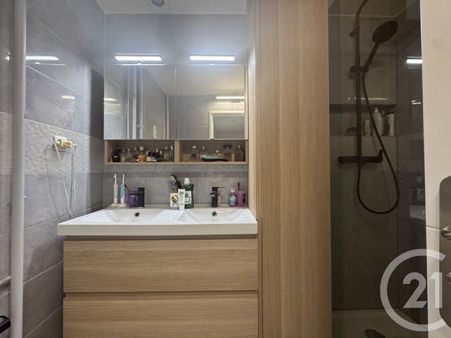 Appartement F3 à vendre - 3 pièces - 52.02 m2 - FONTENAY SOUS BOIS - 94 - ILE-DE-FRANCE - Century 21 Dalayrac