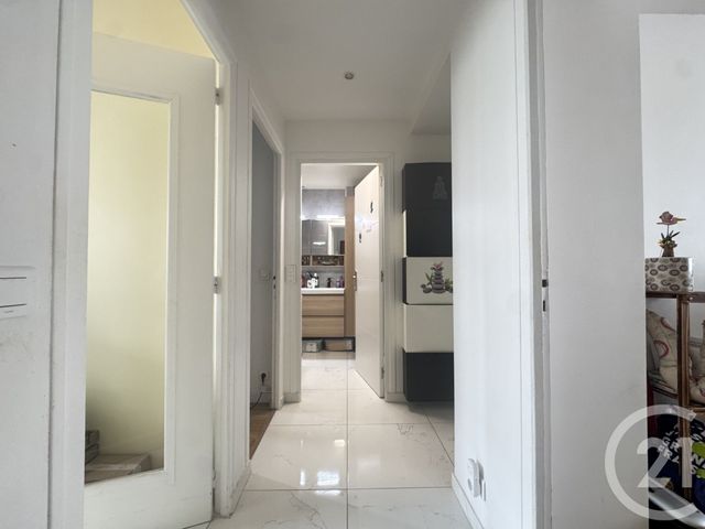 Appartement F3 à vendre - 3 pièces - 52.02 m2 - FONTENAY SOUS BOIS - 94 - ILE-DE-FRANCE - Century 21 Dalayrac