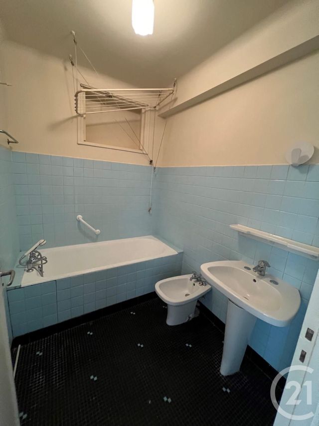 Appartement F3 à louer - 3 pièces - 61.02 m2 - FONTENAY SOUS BOIS - 94 - ILE-DE-FRANCE - Century 21 Dalayrac