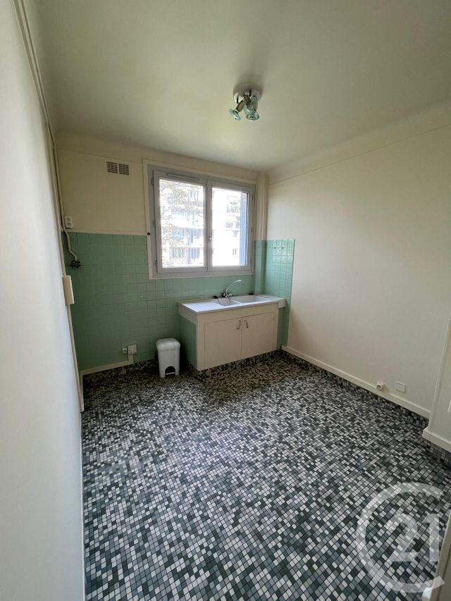 Appartement F3 à louer - 3 pièces - 61.02 m2 - FONTENAY SOUS BOIS - 94 - ILE-DE-FRANCE - Century 21 Dalayrac