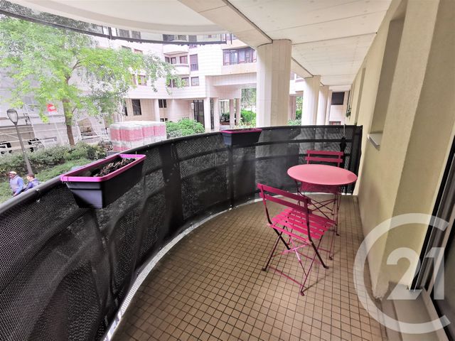 Appartement F2 à louer - 2 pièces - 41.72 m2 - COURBEVOIE - 92 - ILE-DE-FRANCE - Century 21 Dalayrac