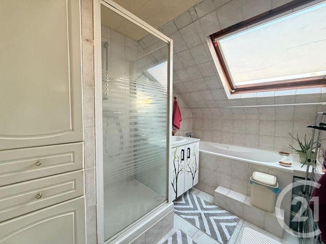 Appartement F2 bis à vendre - 2 pièces - 44.8 m2 - FONTENAY SOUS BOIS - 94 - ILE-DE-FRANCE - Century 21 Dalayrac