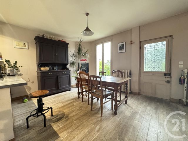 Afficher la photo en grand maison à vendre - 7 pièces - 140.0 m2 - FONTENAY SOUS BOIS - 94 - ILE-DE-FRANCE - Century 21 Dalayrac