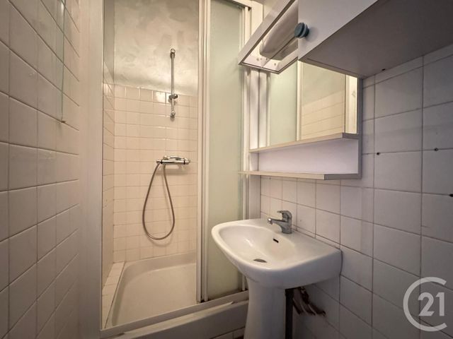 Appartement F2 à vendre - 2 pièces - 29.2 m2 - FONTENAY SOUS BOIS - 94 - ILE-DE-FRANCE - Century 21 Dalayrac