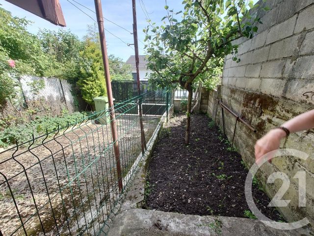 Appartement F2 à vendre - 2 pièces - 34.0 m2 - FONTENAY SOUS BOIS - 94 - ILE-DE-FRANCE - Century 21 Dalayrac