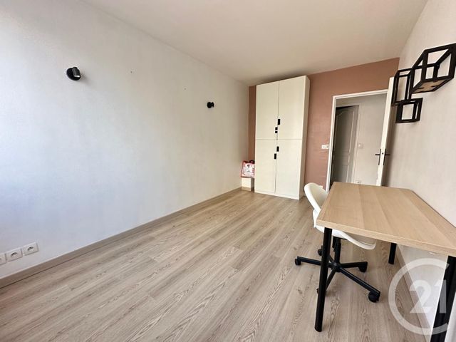 Appartement F4 à vendre - 4 pièces - 82.02 m2 - FONTENAY SOUS BOIS - 94 - ILE-DE-FRANCE - Century 21 Dalayrac