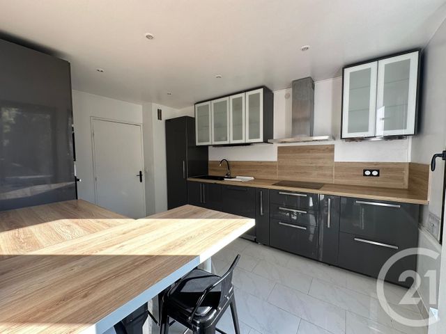 Appartement F4 à vendre - 4 pièces - 82.02 m2 - FONTENAY SOUS BOIS - 94 - ILE-DE-FRANCE - Century 21 Dalayrac