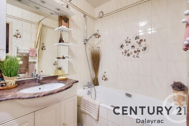 Appartement F5 à vendre - 5 pièces - 103.17 m2 - FONTENAY SOUS BOIS - 94 - ILE-DE-FRANCE - Century 21 Dalayrac