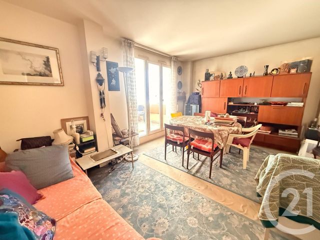 Appartement F3 à vendre - 3 pièces - 69.4 m2 - FONTENAY SOUS BOIS - 94 - ILE-DE-FRANCE - Century 21 Dalayrac