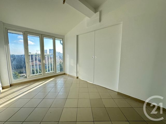 Appartement F3 à vendre - 3 pièces - 53.96 m2 - FONTENAY SOUS BOIS - 94 - ILE-DE-FRANCE - Century 21 Dalayrac