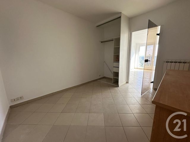 Appartement F3 à vendre - 3 pièces - 53.96 m2 - FONTENAY SOUS BOIS - 94 - ILE-DE-FRANCE - Century 21 Dalayrac