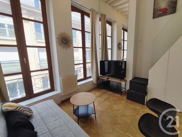 Appartement Studio à louer PARIS