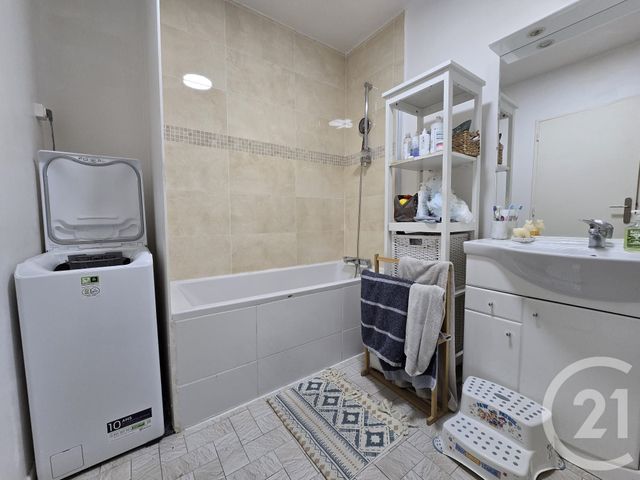 Appartement F3 à vendre - 3 pièces - 60.0 m2 - FONTENAY SOUS BOIS - 94 - ILE-DE-FRANCE - Century 21 Dalayrac