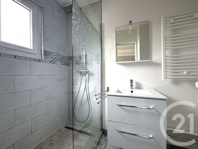 Appartement F2 à vendre - 2 pièces - 43.95 m2 - FONTENAY SOUS BOIS - 94 - ILE-DE-FRANCE - Century 21 Dalayrac