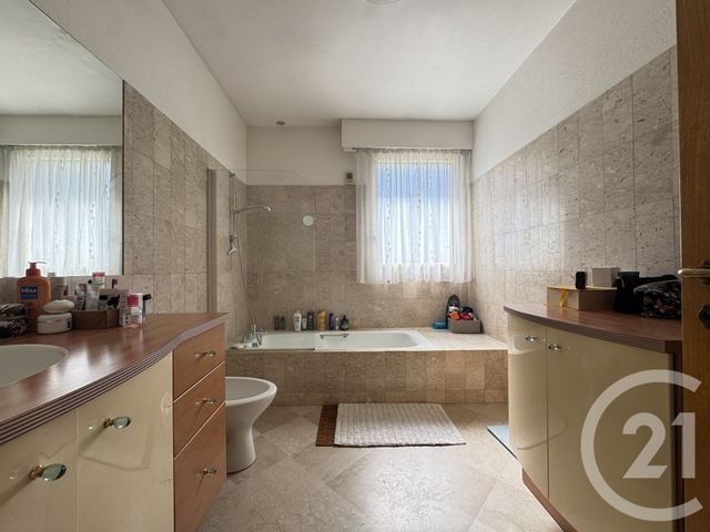 maison à vendre - 6 pièces - 170.0 m2 - FONTENAY SOUS BOIS - 94 - ILE-DE-FRANCE - Century 21 Dalayrac