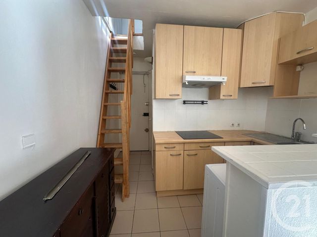 Appartement F2 à vendre - 2 pièces - 26.75 m2 - PARIS - 75011 - ILE-DE-FRANCE - Century 21 Dalayrac