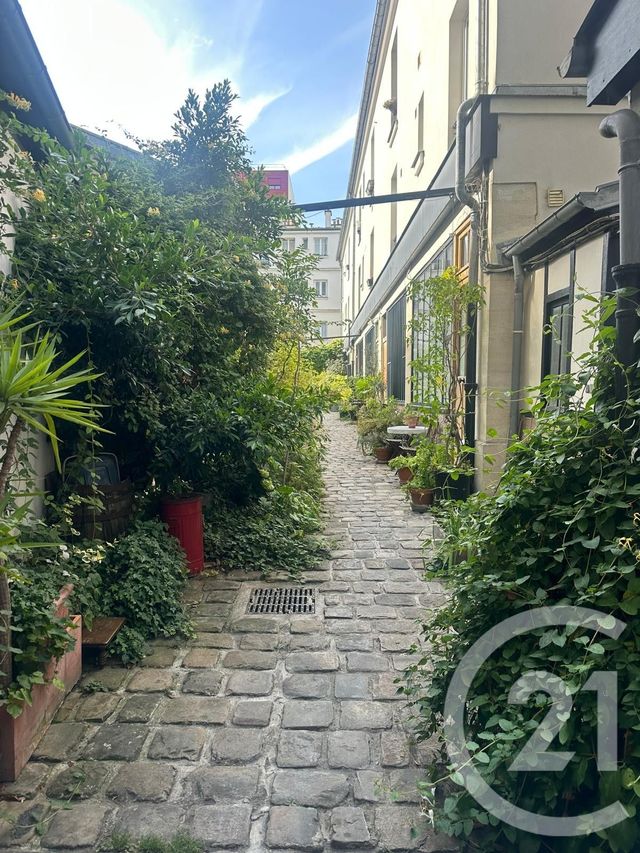 Appartement F2 à vendre - 2 pièces - 26.75 m2 - PARIS - 75011 - ILE-DE-FRANCE - Century 21 Dalayrac