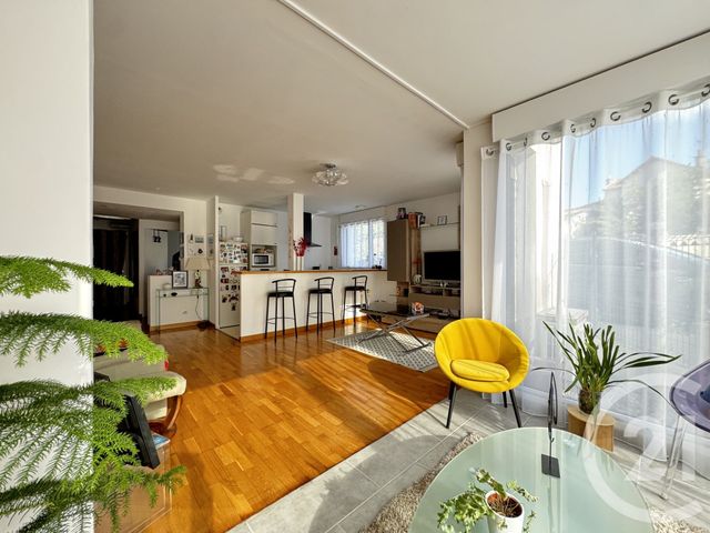 Appartement à vendre - 3 pièces - 55.16 m2 - MONTREUIL - 93 - ILE-DE-FRANCE - Century 21 Dalayrac