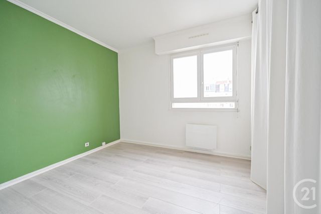 Afficher la photo en grand Appartement F2 à louer - 2 pièces - 46.05 m2 - LEVALLOIS PERRET - 92 - ILE-DE-FRANCE - Century 21 Dalayrac