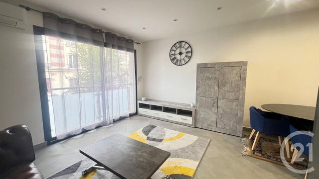 Afficher la photo en grand Appartement Souplex à louer - 2 pièces - 47.04 m2 - ALFORTVILLE - 94 - ILE-DE-FRANCE - Century 21 Dalayrac