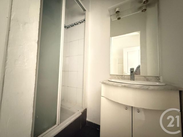 Appartement F2 à vendre - 2 pièces - 30.85 m2 - FONTENAY SOUS BOIS - 94 - ILE-DE-FRANCE - Century 21 Dalayrac