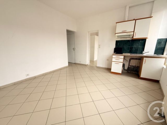 Appartement F2 à vendre - 2 pièces - 30.85 m2 - FONTENAY SOUS BOIS - 94 - ILE-DE-FRANCE - Century 21 Dalayrac